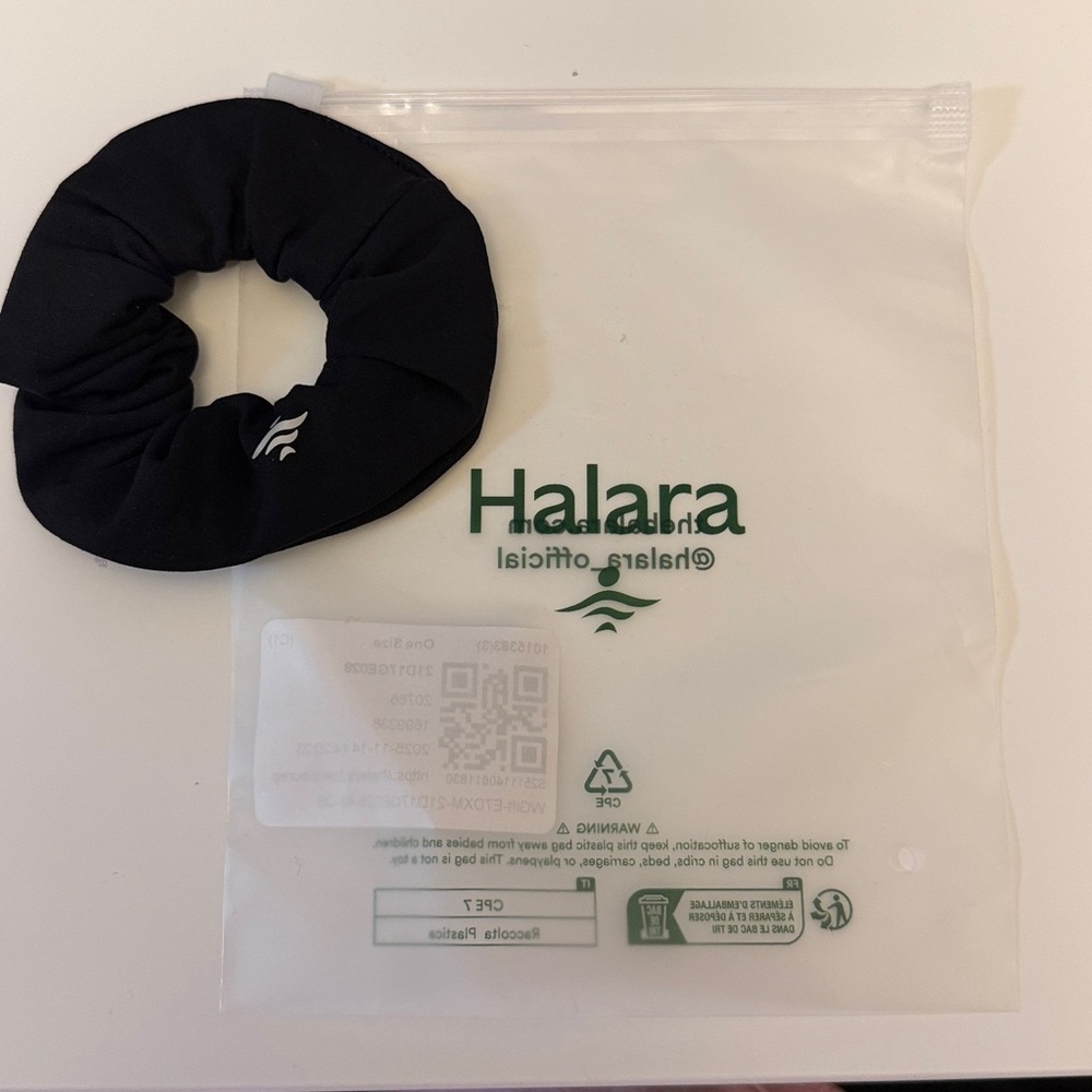 HALARA Classic Black Hair Scrunchie